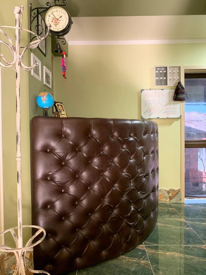 Bed and Breakfast Art Hole Kutaisi Esterno foto